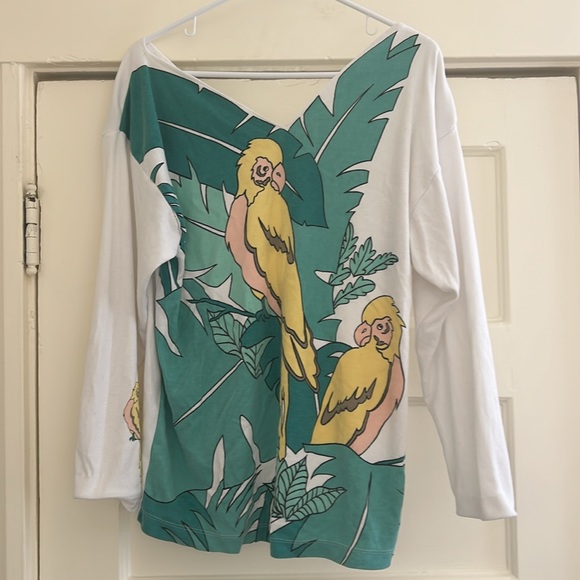 Vintage 90’s top with parrot design - Picture 6 of 6